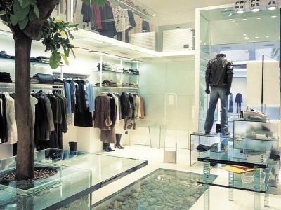 italian-clothes-store-
