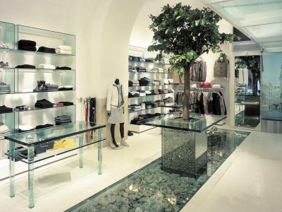 italian-clothes-store-