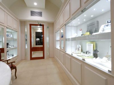 jewelry-salon-