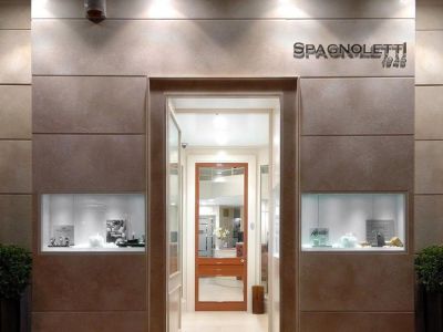 jewelry-salon-