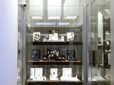 jewelry-store-