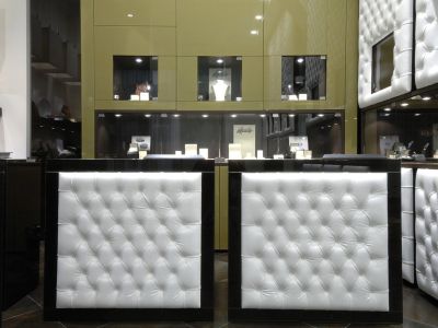jewelry-store-