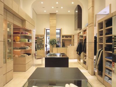 mens-classical-clothes-store-
