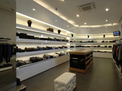 mens-clothes-store-