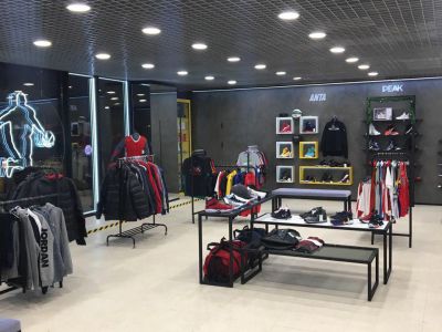 sport-clothes-store-