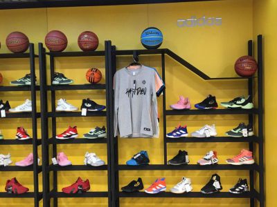 sport-clothes-store-